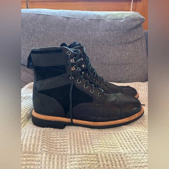 UGG Other - UGG Men’s Magnusson Leather Boots size 11